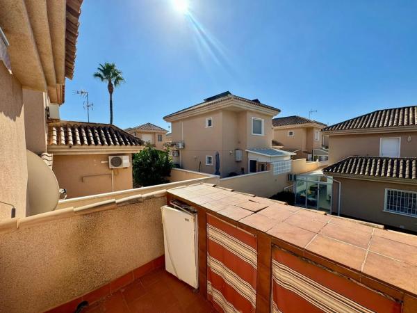 Chalet en Barrio Los Balcones - Los Altos del Edén