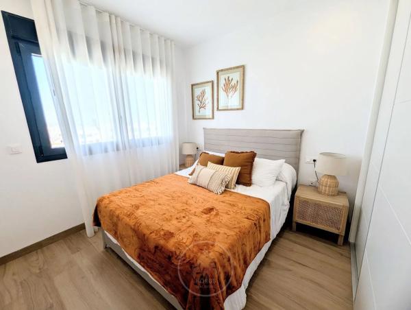 Chalet adosado en avenida de Denia