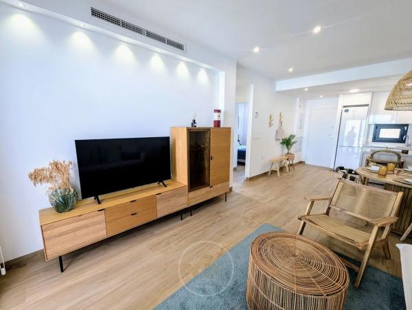 Chalet adosado en avenida de Denia