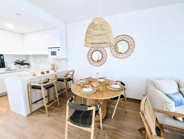 Chalet adosado en avenida de Denia