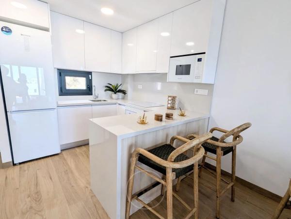 Chalet adosado en avenida de Denia