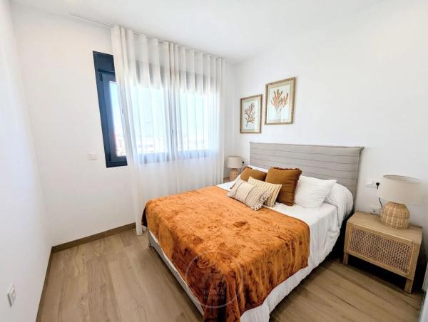 Chalet adosado en avenida de Denia