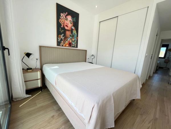 Chalet adosado en avenida de Torrevieja