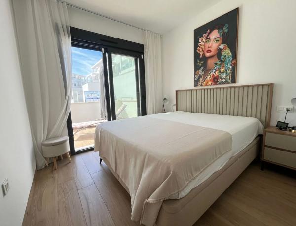 Chalet adosado en avenida de Torrevieja