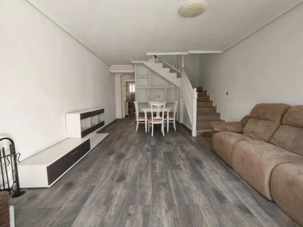 Chalet adosado en avenida Espuña s/n