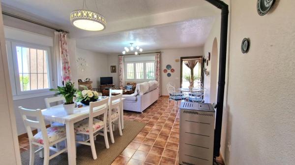 Casa independiente en calle Poniente Bal