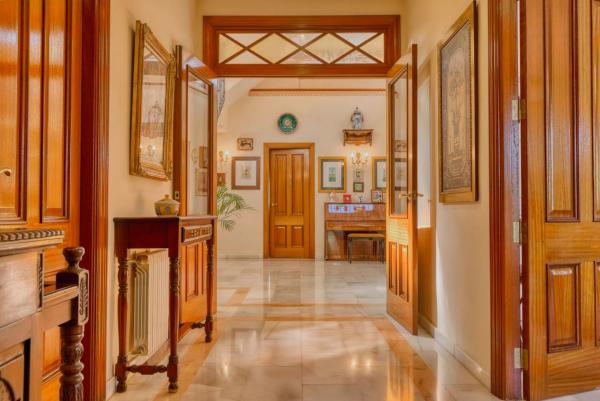 Casa independiente en avenida Bruselas