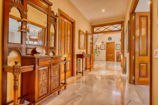 Casa independiente en avenida Bruselas