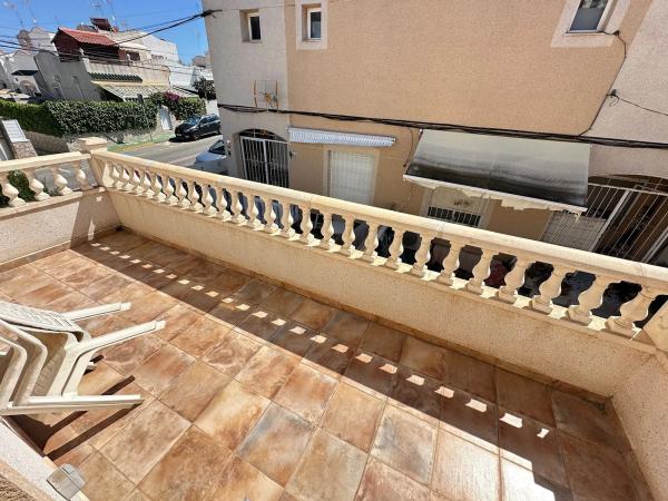 Chalet adosado en lago jardin