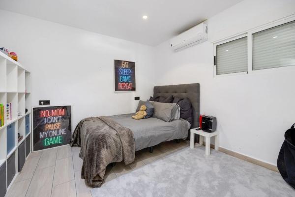 Casa independiente en calle Covadonga