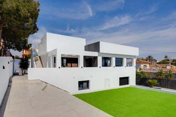 Casa independiente en calle Covadonga