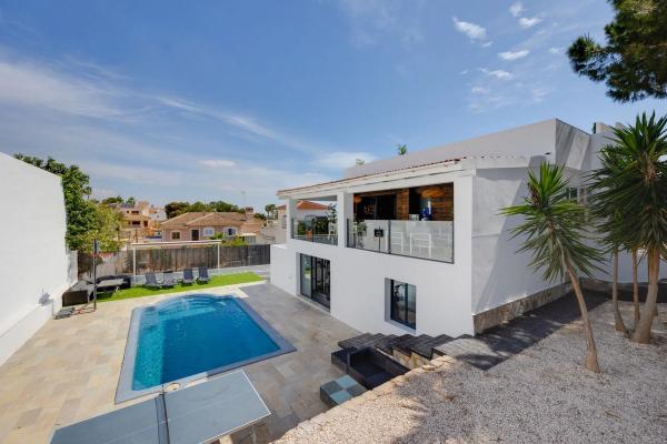 Casa independiente en calle Covadonga