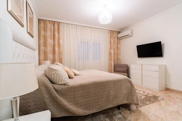 Casa independiente en avenida Tomas Martinez Domenech