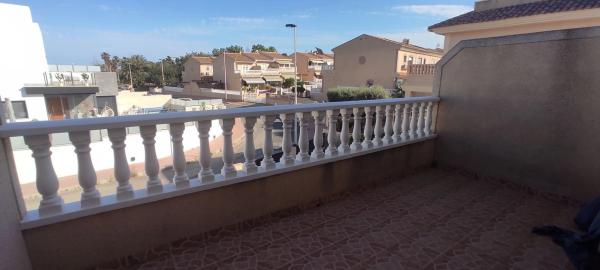 Chalet adosado en calle Veleta, 69