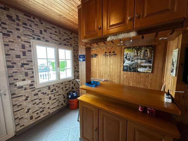 Chalet pareado en calle la Marina