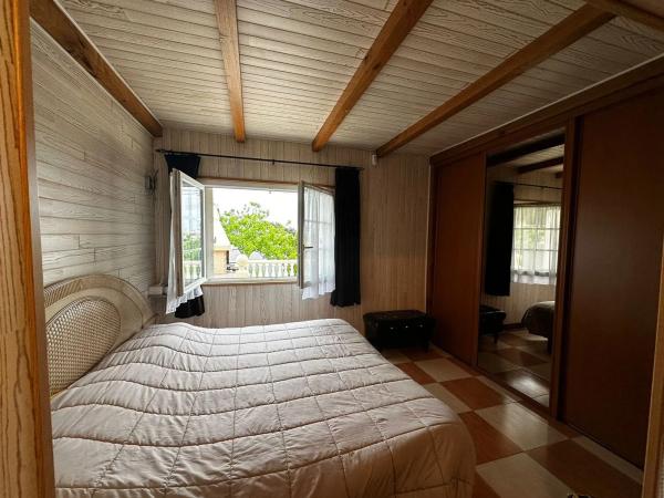 Chalet pareado en calle la Marina