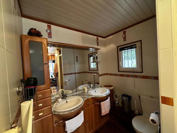 Chalet pareado en calle la Marina