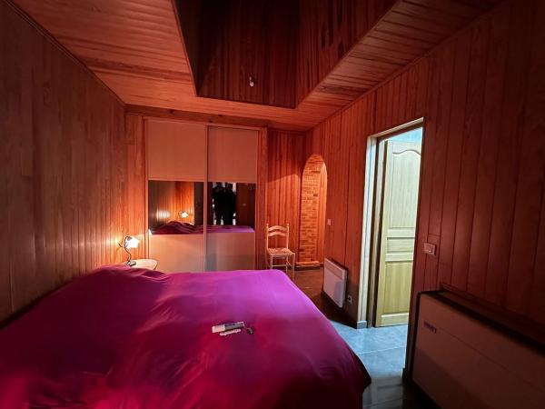 Chalet pareado en calle la Marina