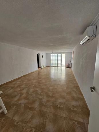 Casa independiente en calle Venus Bal