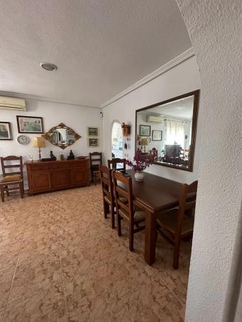 Casa independiente en avenida de Torrevieja