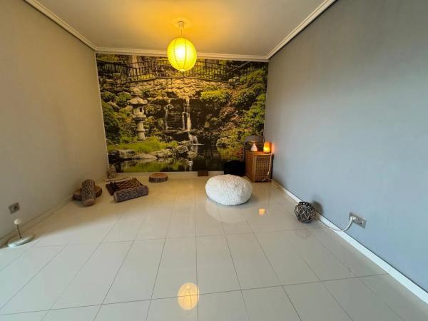 Chalet adosado en calle la Sagra, 64