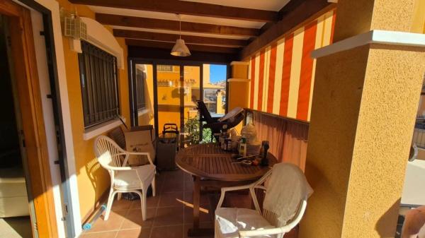 Chalet pareado en calle Miguel Angel Blanco Garrido
