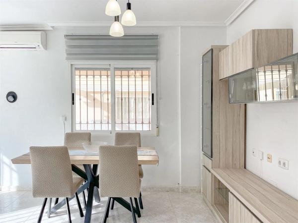 Chalet adosado en Urbanización Princesa Maria