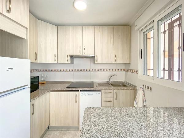 Chalet adosado en Urbanización Princesa Maria