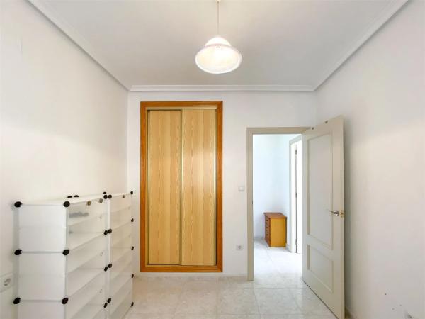 Chalet adosado en Urbanización Princesa Maria