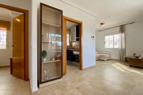 Casa independiente en avenida Torreblanca, 11