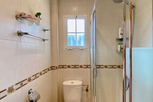 Casa independiente en avenida Torreblanca, 11