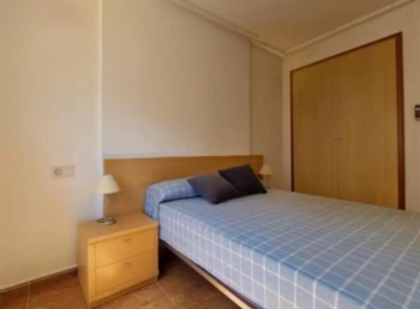 Piso en calle Caritas