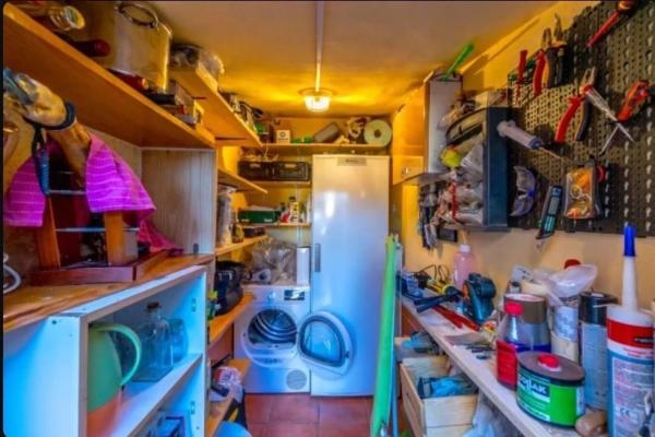 Chalet adosado en calle Argolidas