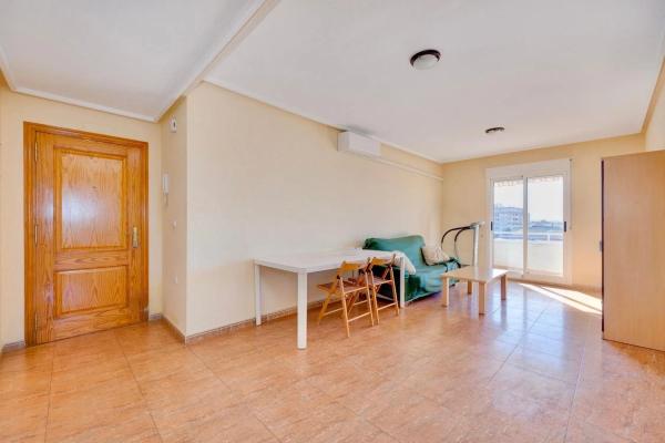 Piso en calle Caritas