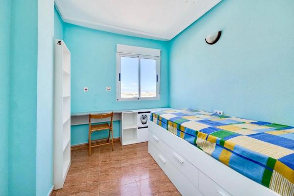 Piso en calle Caritas