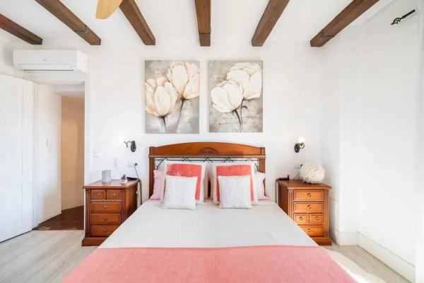 Chalet pareado en calle Rosalia de Castro