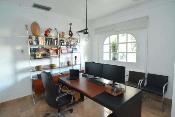 Casa independiente en calle Jorge Manrique, 5