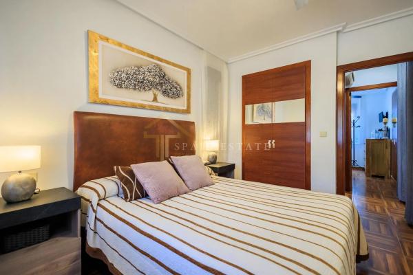 Chalet adosado en calle Irene Villa Gonzalez