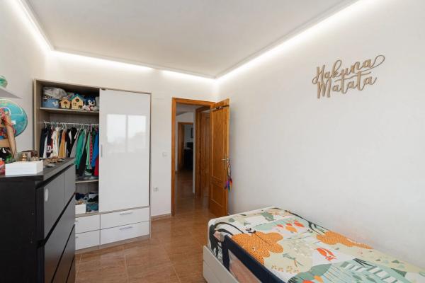 Piso en calle Caritas