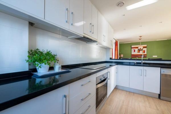 Chalet en Barrio Parque Acuático - Sector 25