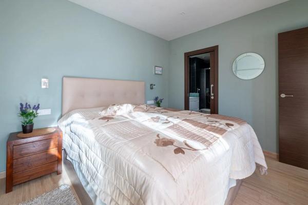 Chalet en Barrio Parque Acuático - Sector 25