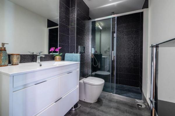 Chalet en Barrio Parque Acuático - Sector 25