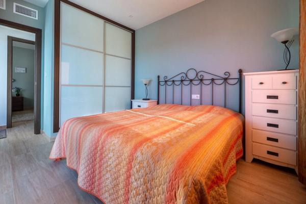 Chalet en Barrio Parque Acuático - Sector 25