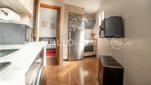 Piso en calle Caritas, 2