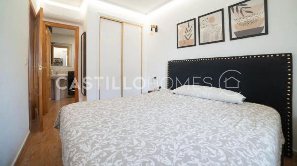 Piso en calle Caritas, 2