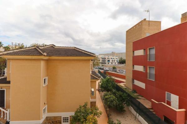 Piso en calle Santa Petra