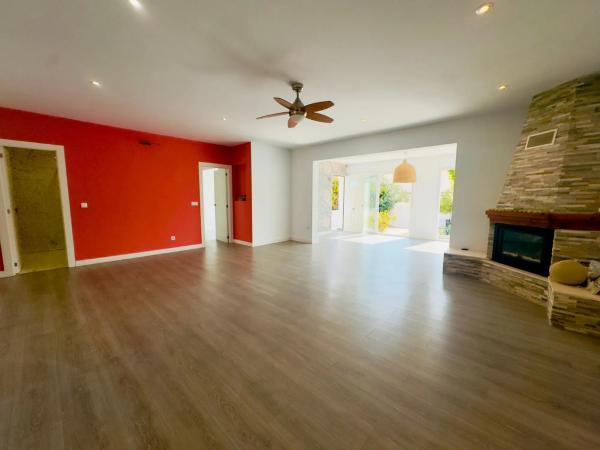 Chalet adosado en calle París