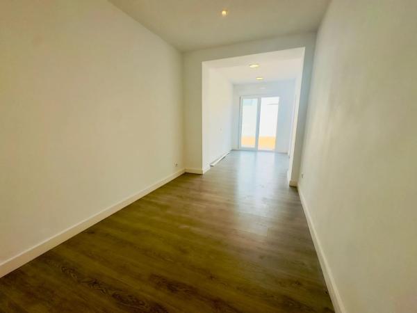 Chalet adosado en calle París