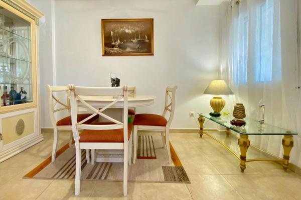 Chalet pareado en calle Luis de Góngora