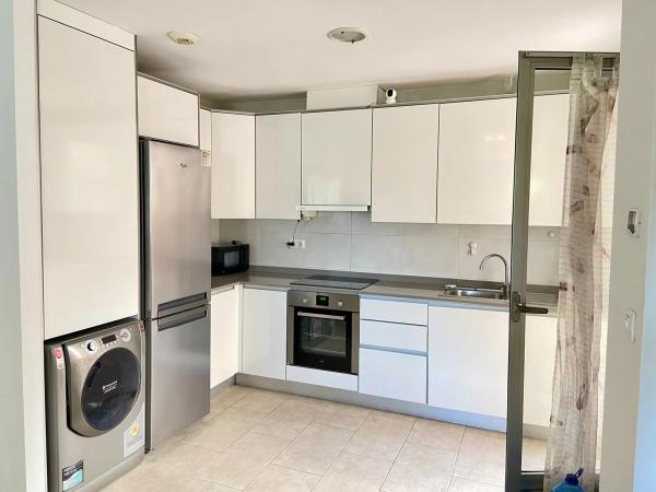 Chalet pareado en calle Alborán, 1